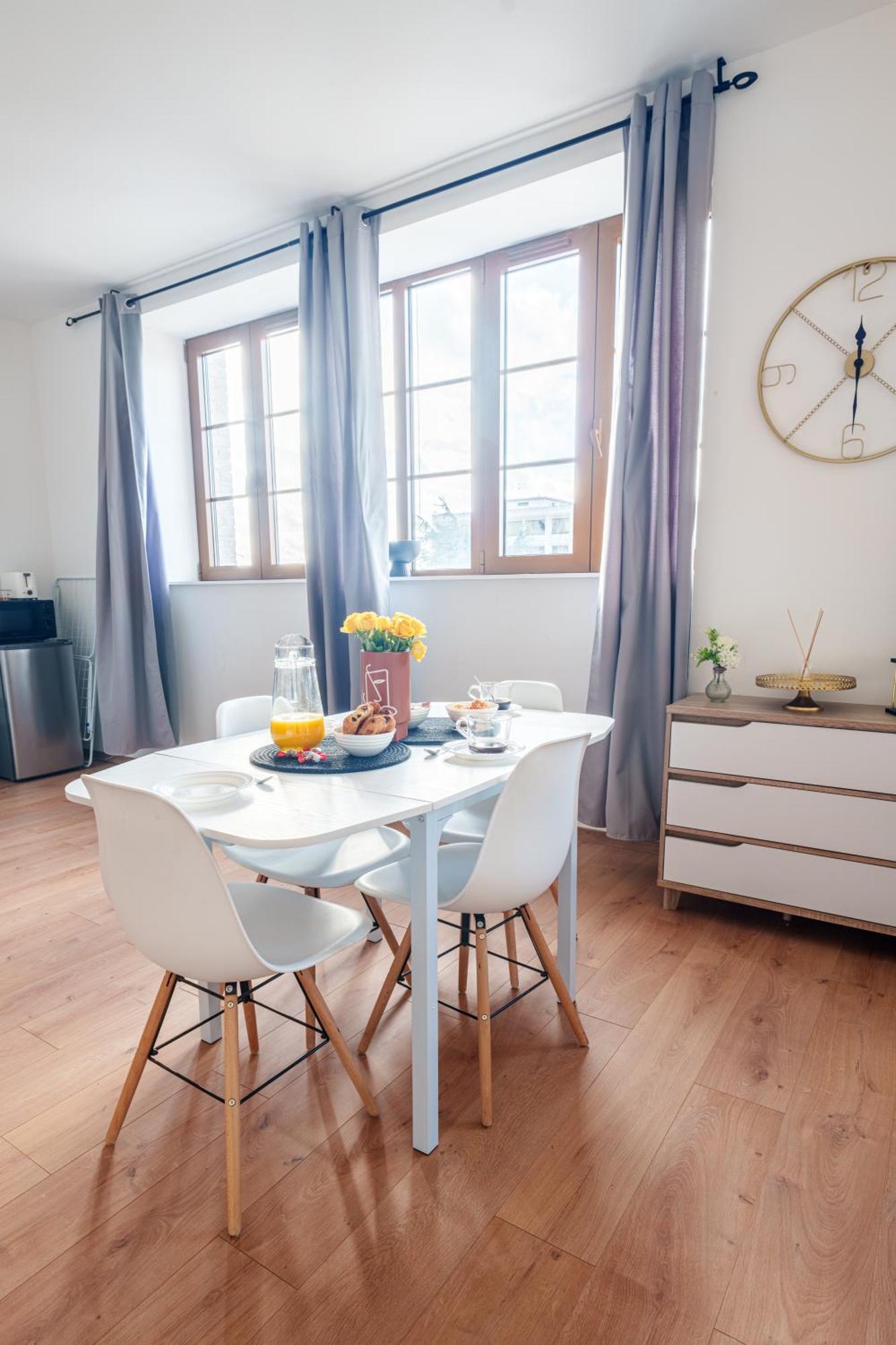 Apartament Le Fleur De Cerisier - Zmn Conciergerie Saint-Quentin  Zewnętrze zdjęcie